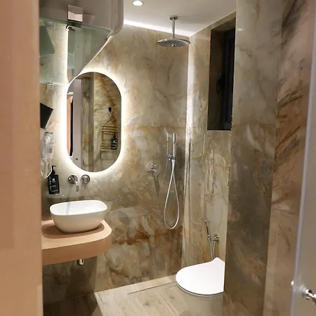 Luxury Seaview With Private Jacuzzi & Sauna * Saranda