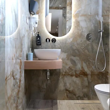 Apartament Luxury Seaview With Private Jacuzzi & Sauna *