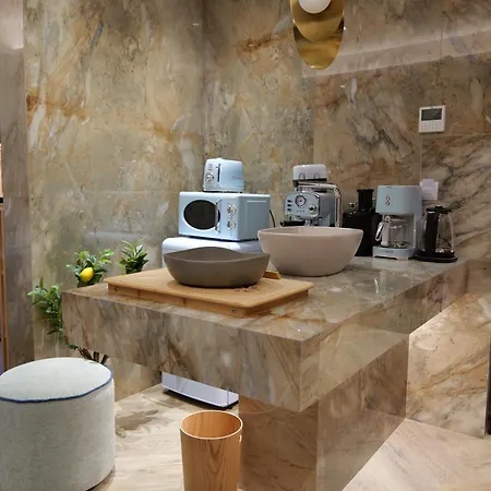 Luxury Seaview With Private Jacuzzi & Sauna Apartament Saranda