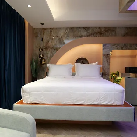 Luxury Seaview With Private Jacuzzi & Sauna Apartman *