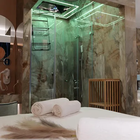 Apartman Luxury Seaview With Private Jacuzzi & Sauna *