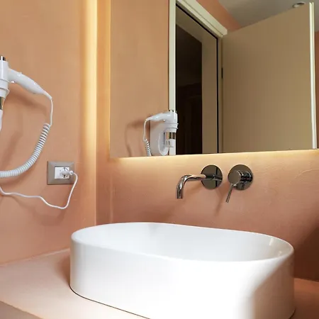 Apartament Luxury Seaview With Private Jacuzzi & Sauna *