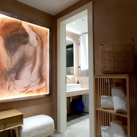 Luxury Seaview With Private Jacuzzi & Sauna Saranda